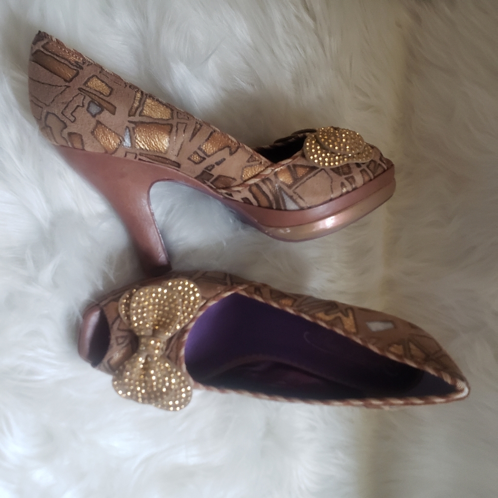 Poetic License Brown & Gold Peep-Toe Platform Shoe